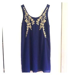 Blue shift dress with beautiful detail!